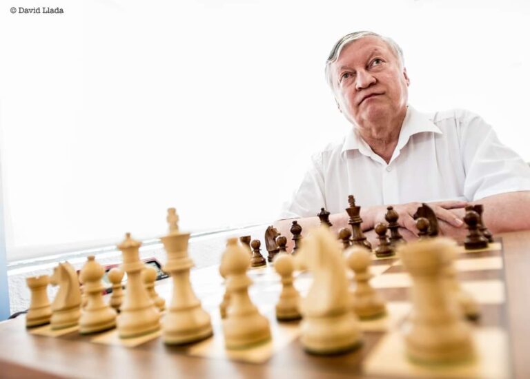 hình ảnh bài viết GM Lê Quang Liêm sẽ chạm trán cựu vô địch thế giới - Anatoly Karpov